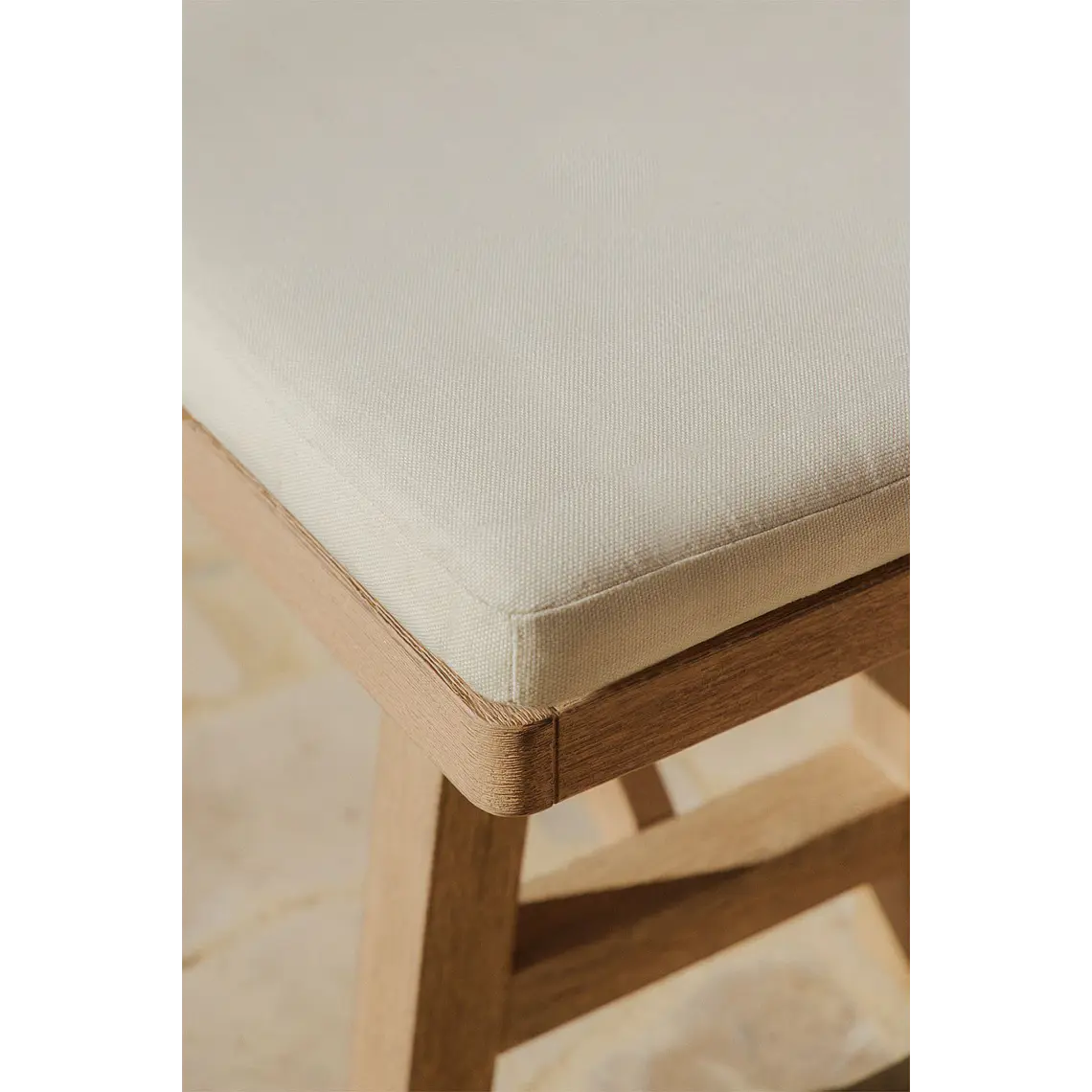 Banco de jardín 190 cm en madera de acacia Doreva 2