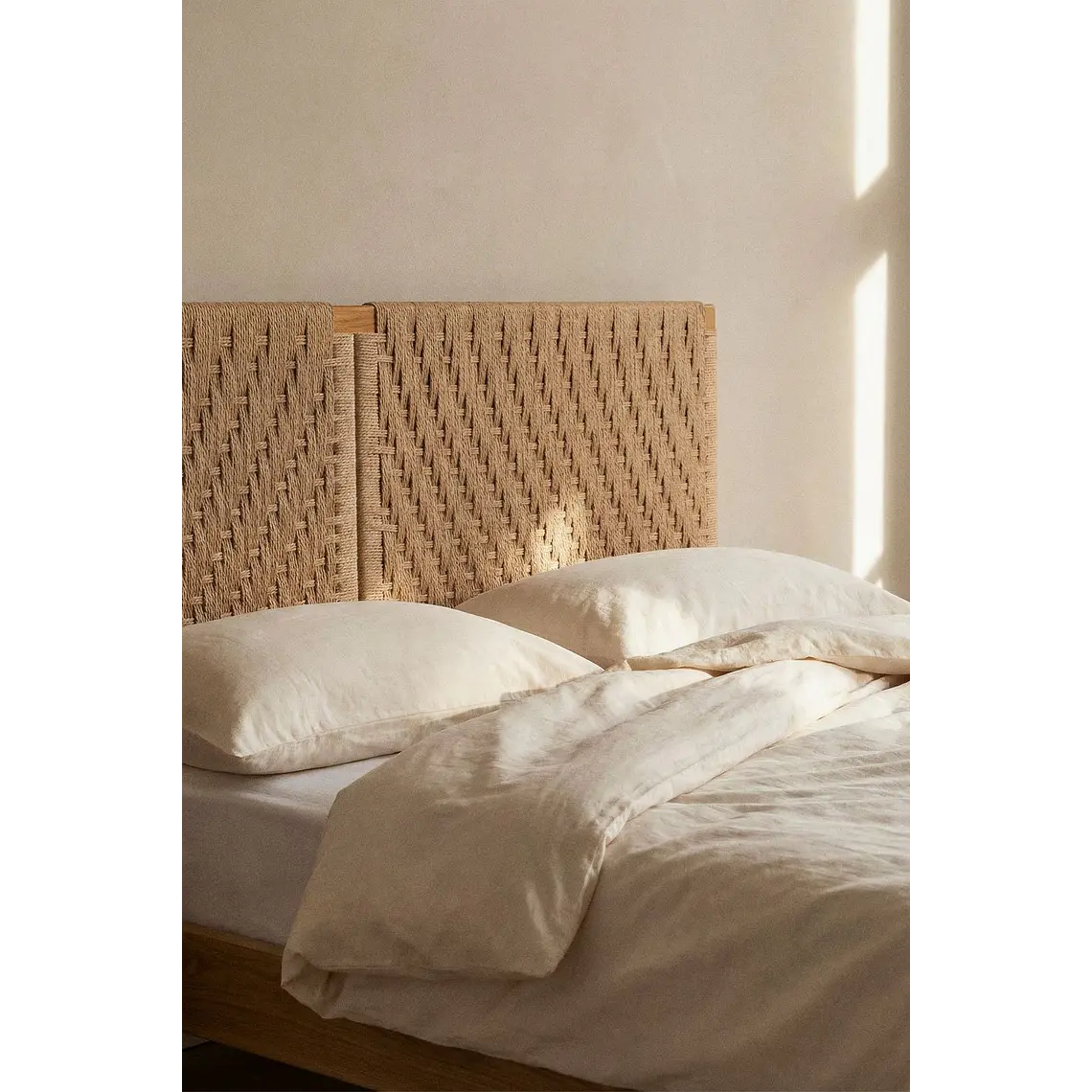 Cama Evara en madera 2