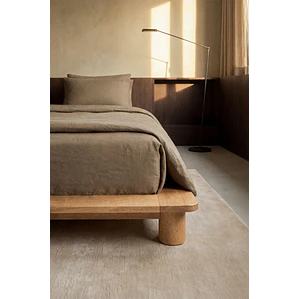 Cama Nessa en madera de mango