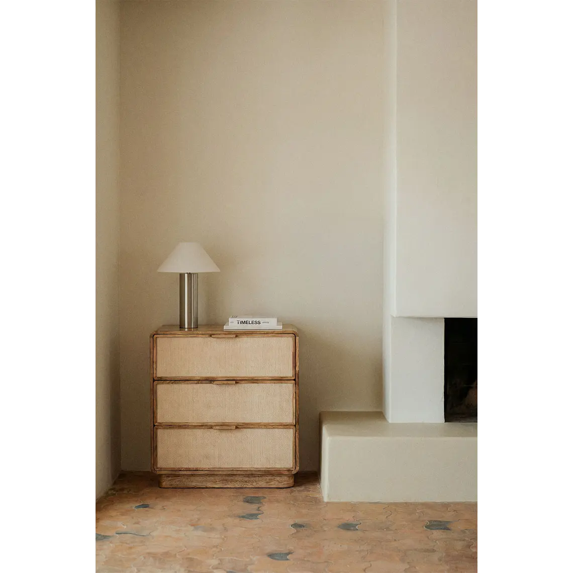 Cómoda Lumen 80x40 cm en madera de mango 1