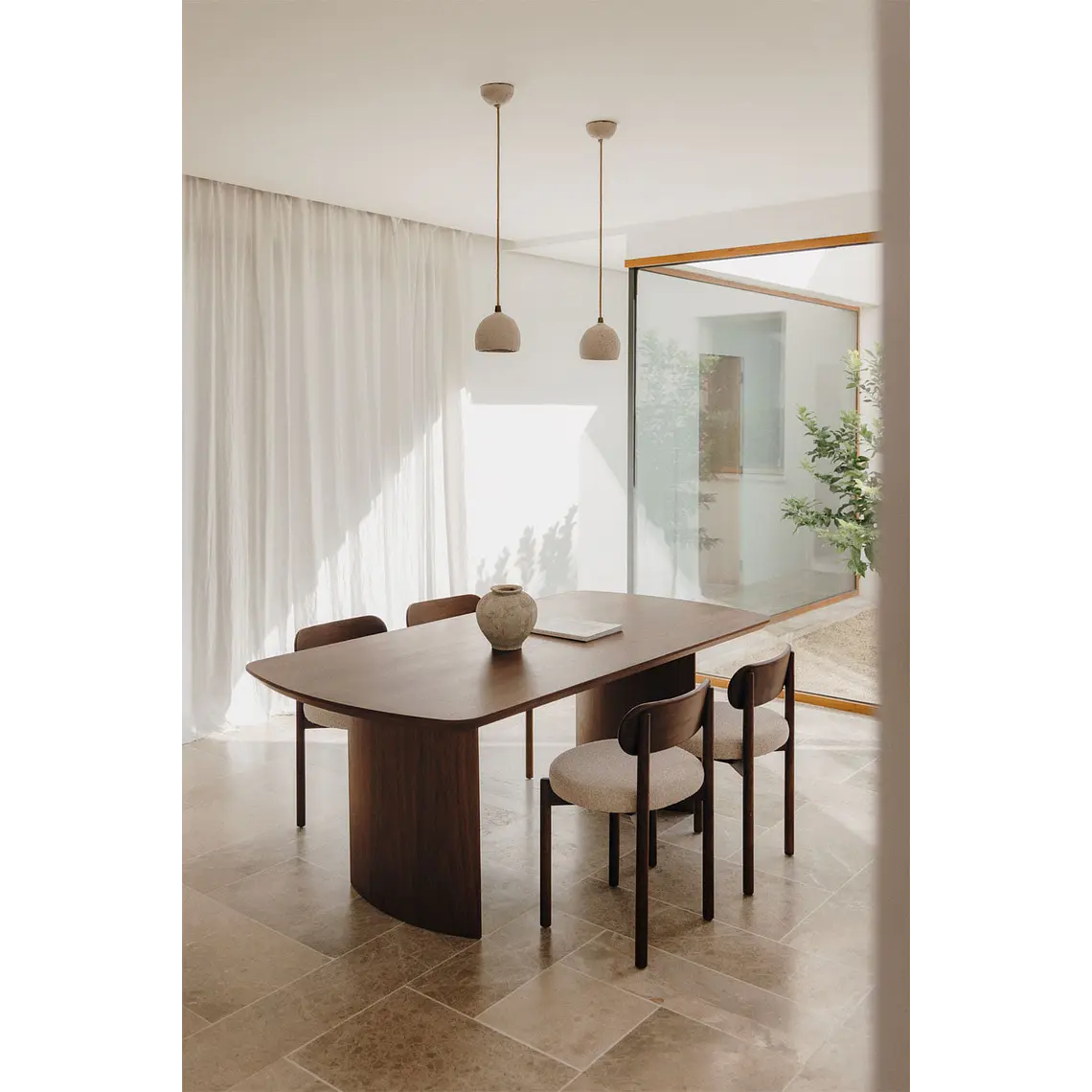 Conjunto de comedor Belen en madera de roble 1
