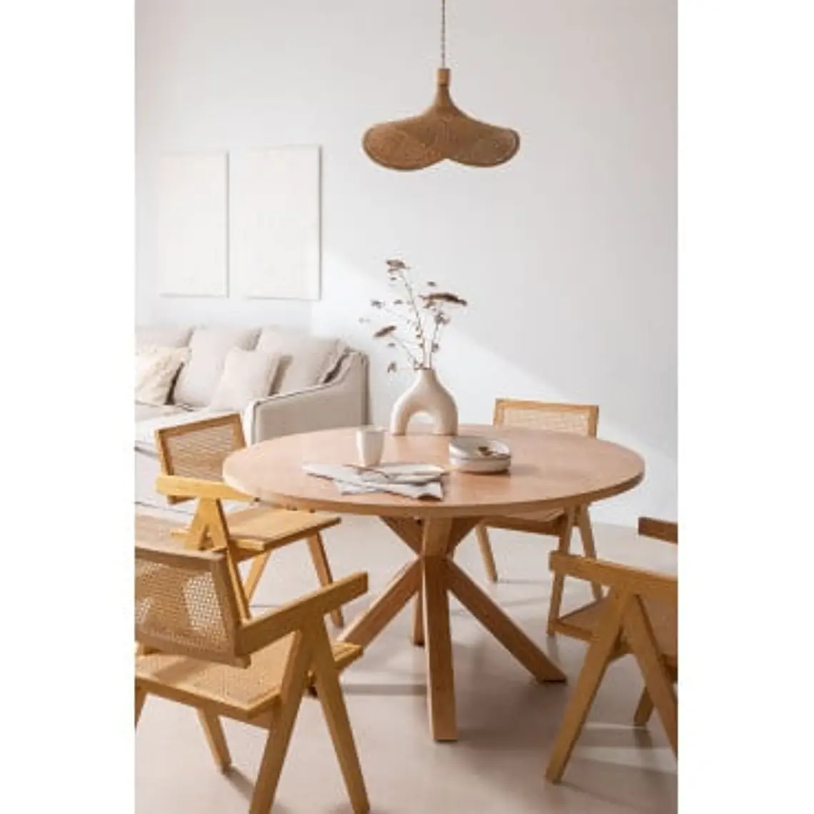 Conjunto de comedor Darune en ratán 12