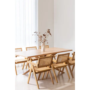 Conjunto de comedor Elais en ratán