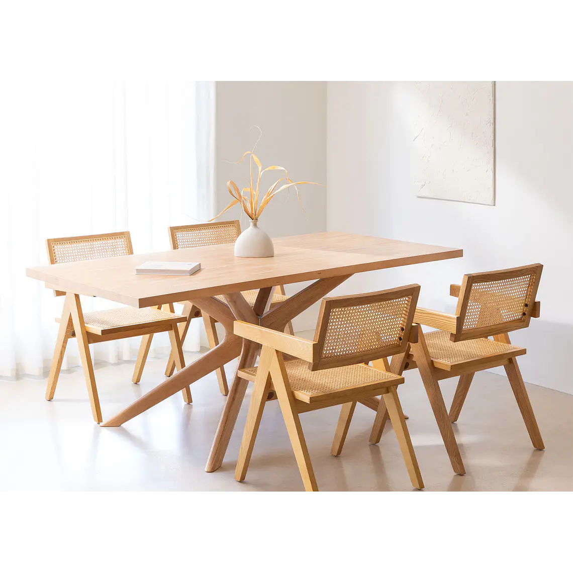 Conjunto de comedor Ilaor en ratán 1