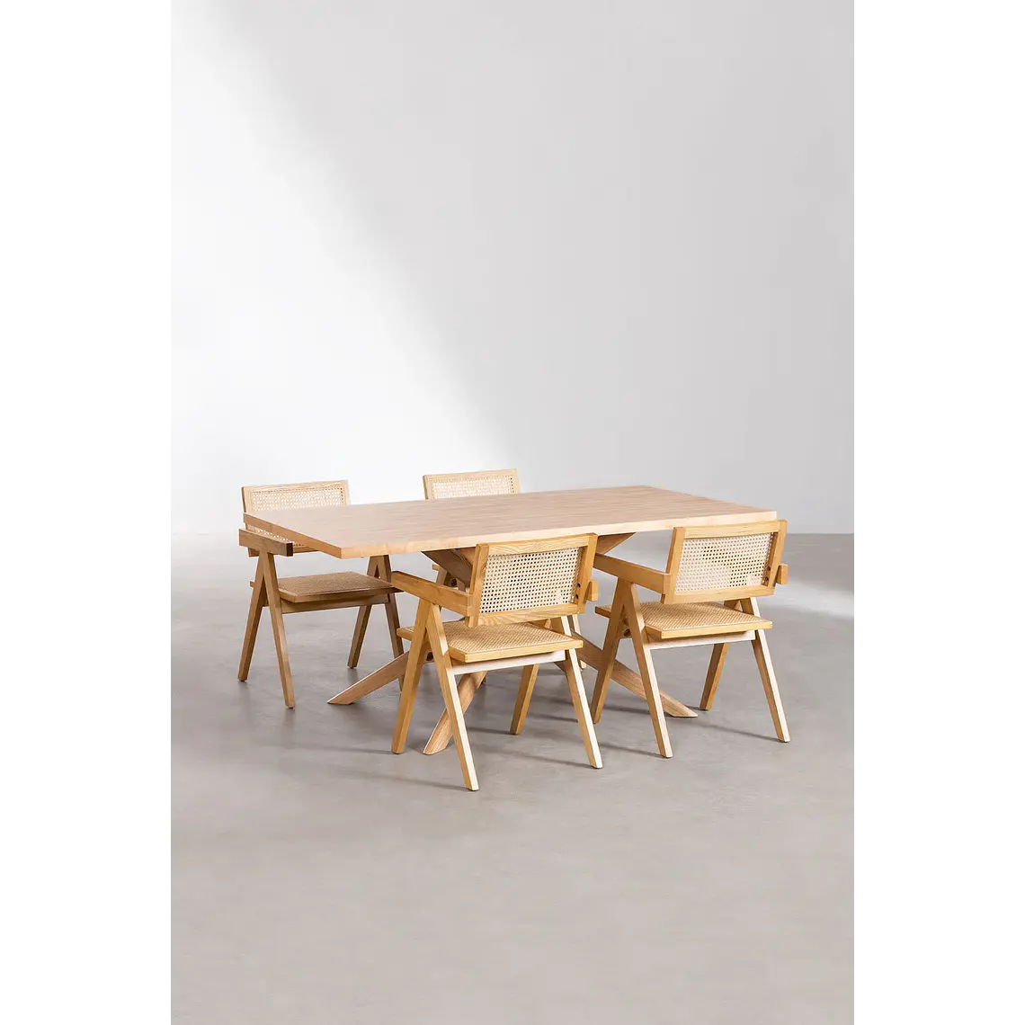 Conjunto de comedor Ilaor en ratán 3
