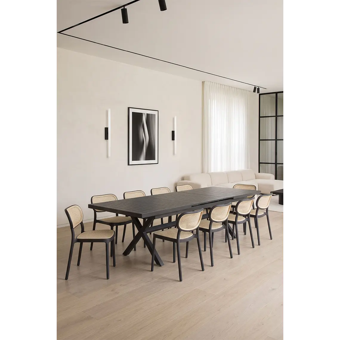 Conjunto de comedor Miois en polipropileno 1