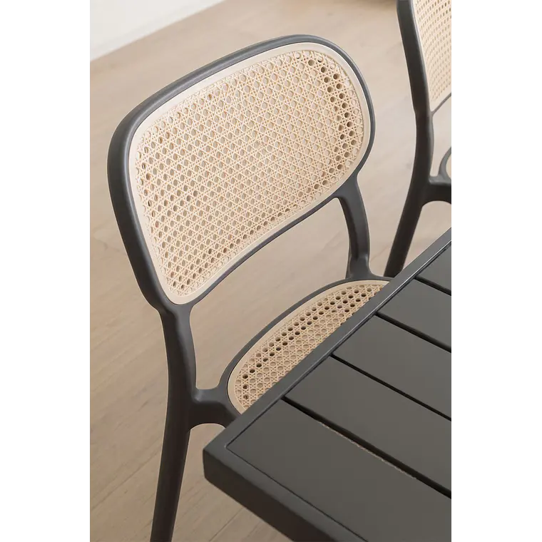 Conjunto de comedor Miois en polipropileno 3