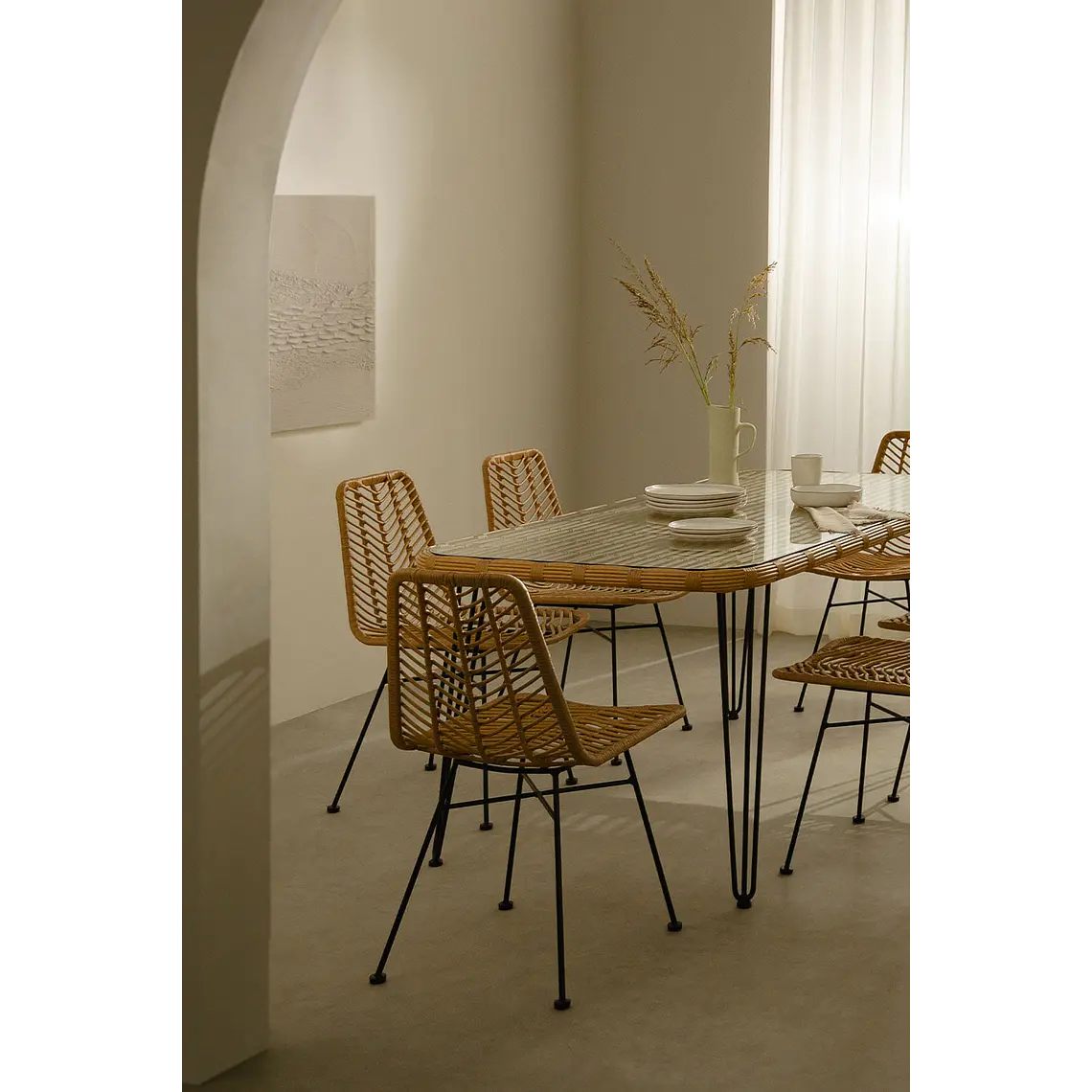 Conjunto de comedor Oriara en ratán 2