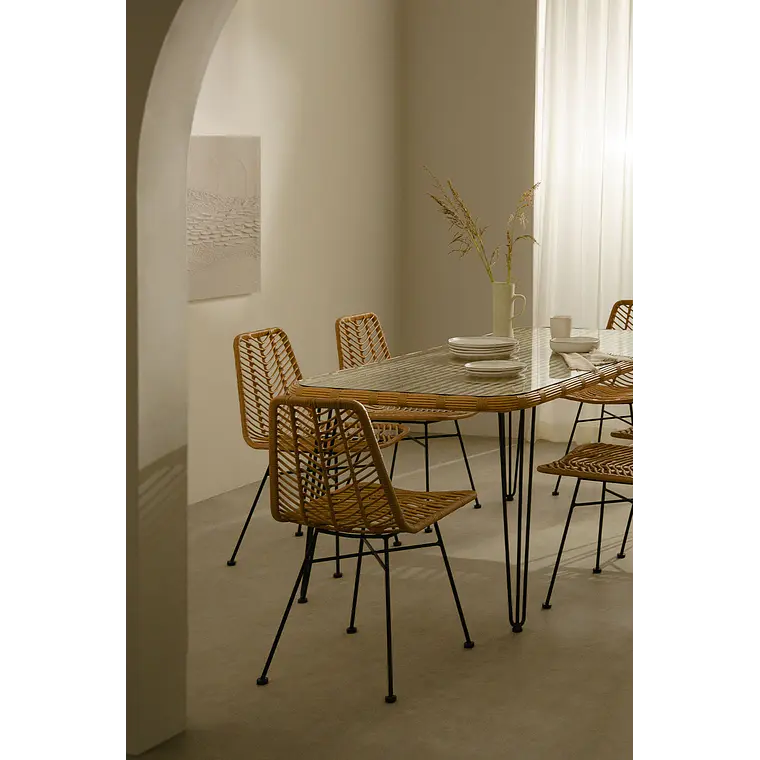 Conjunto de comedor Oriara en ratán 2