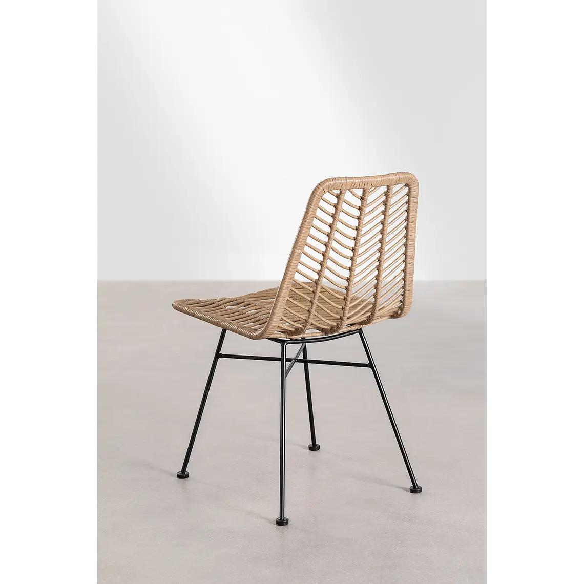 Conjunto de comedor Oriara en ratán 9