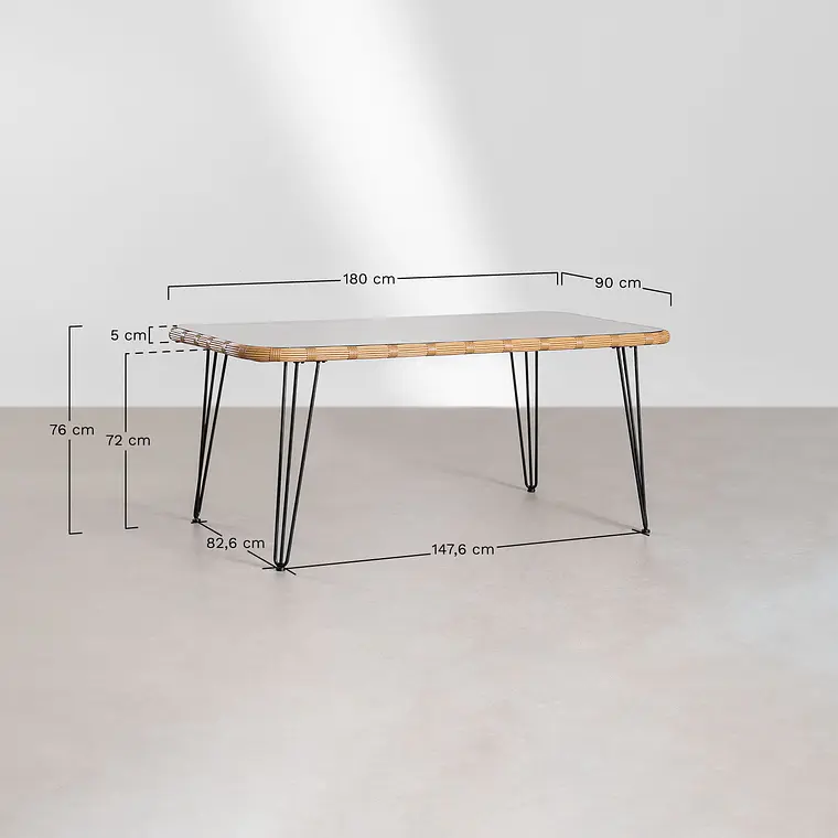 Conjunto de comedor Oriara en ratán 11
