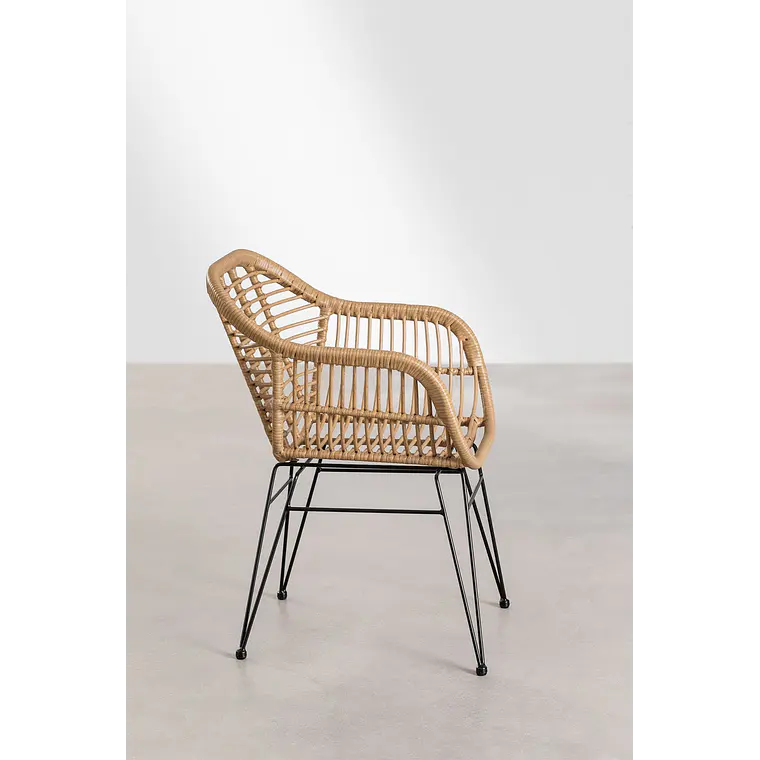 Conjunto de comedor Raeis en ratán 8