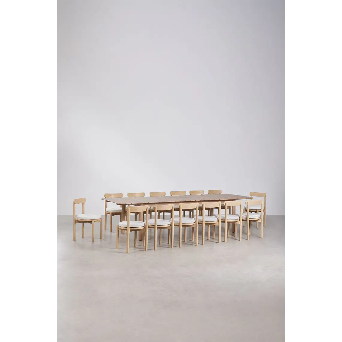 Conjunto de comedor Tirune en madera de acacia 2