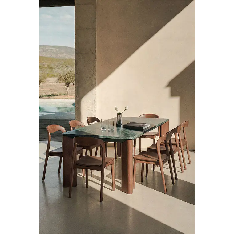 Mesa de comedor Aeleva en mármol 1