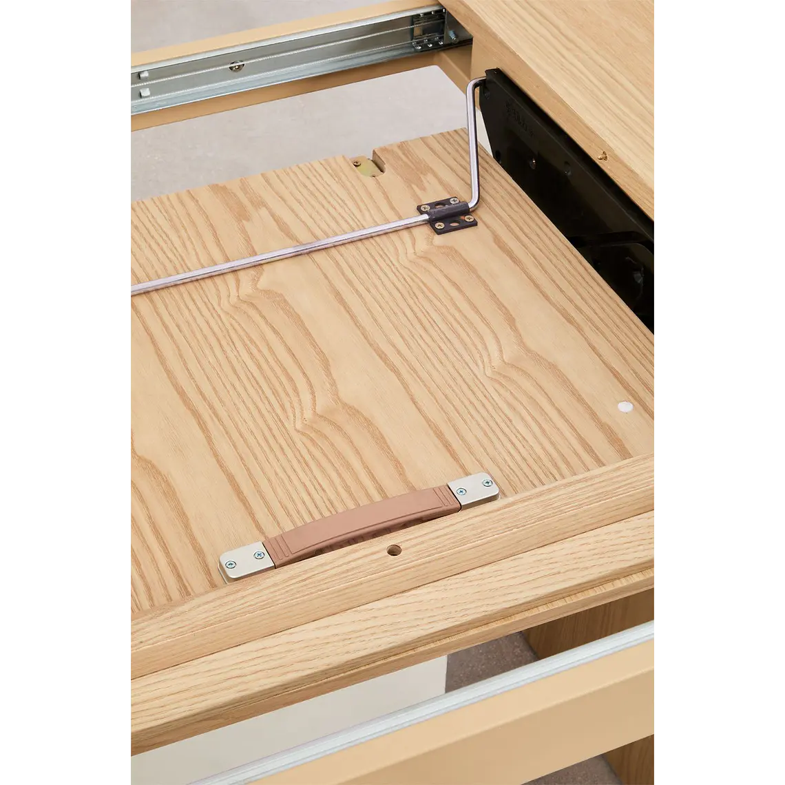 Mesa de comedor Ilaeri en madera de roble 9