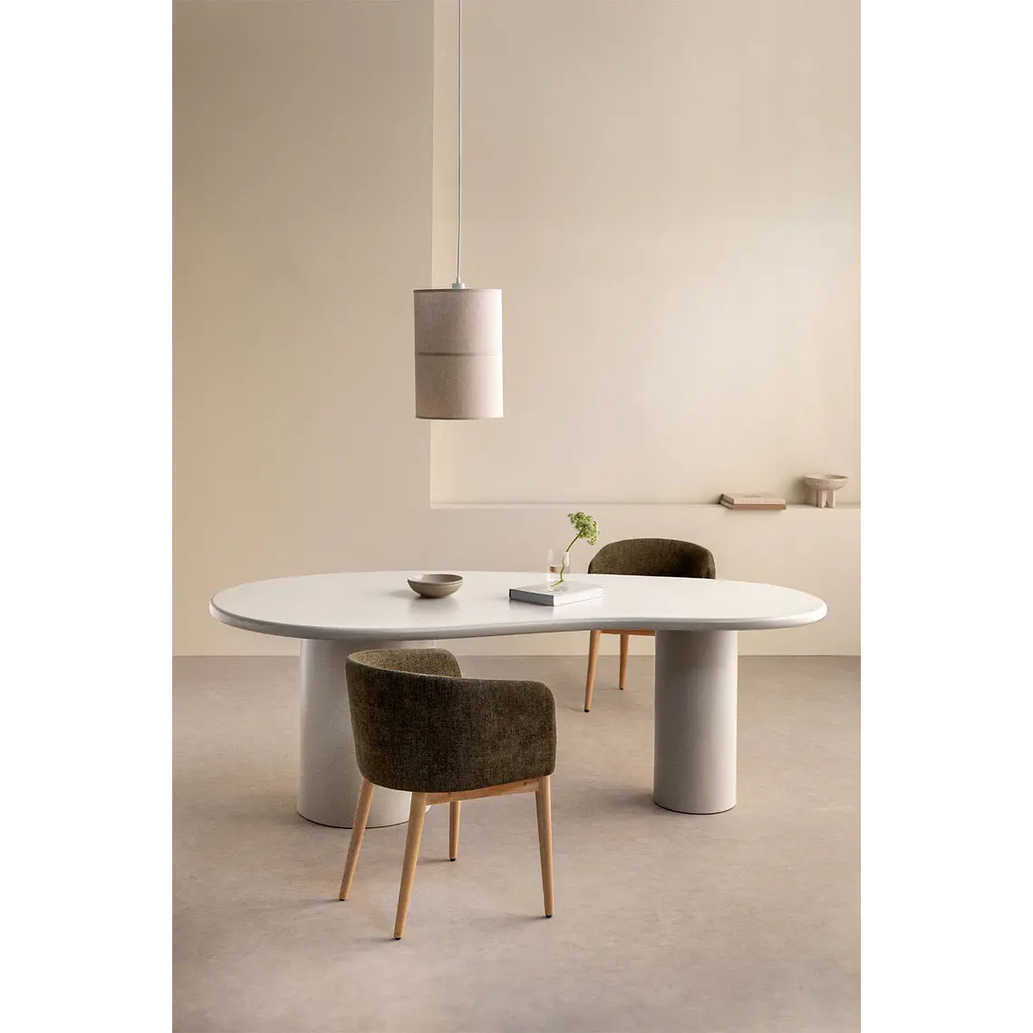 Mesa de comedor ovalada 220x115 cm en MDF 2