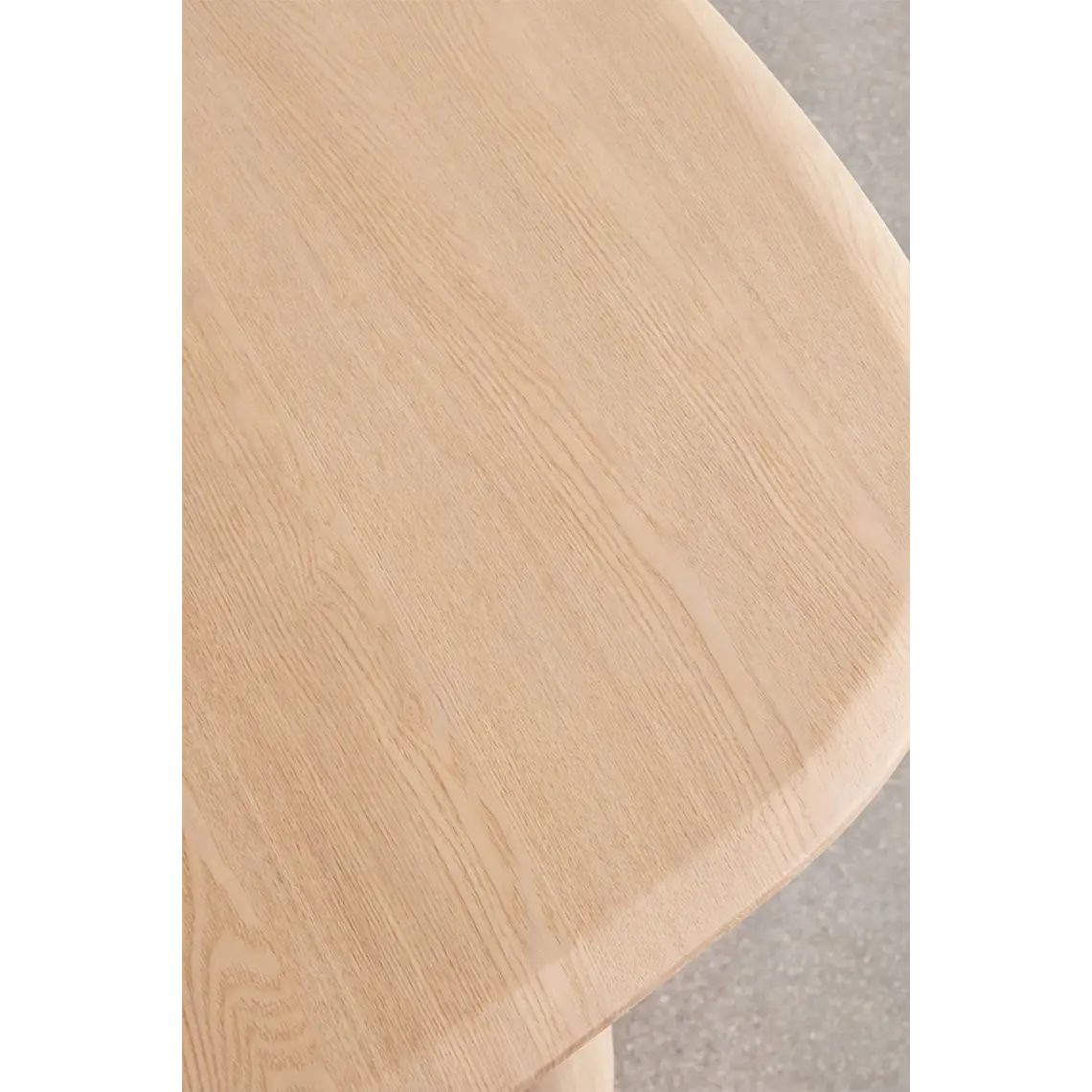 Mesa de comedor ovalada extensible en MDF y chapa de fresno 8