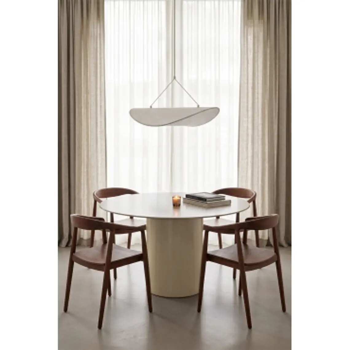 Mesa de comedor Queneri en vidrio 12