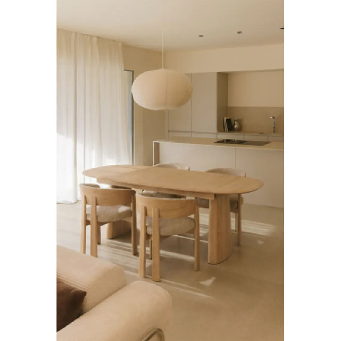 Mesa de comedor Rielara en MDF 16