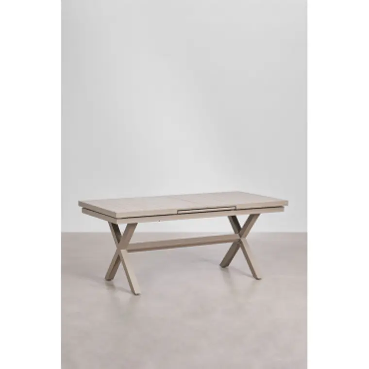 Mesa de comedor Saelora en aluminio 17