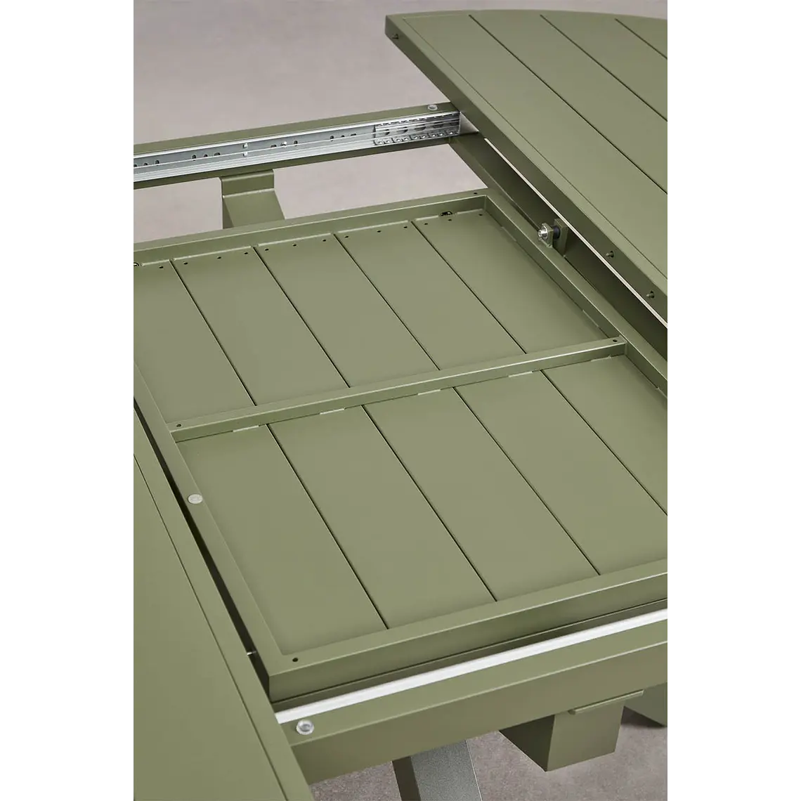 Mesa de comedor Vioela en aluminio 5