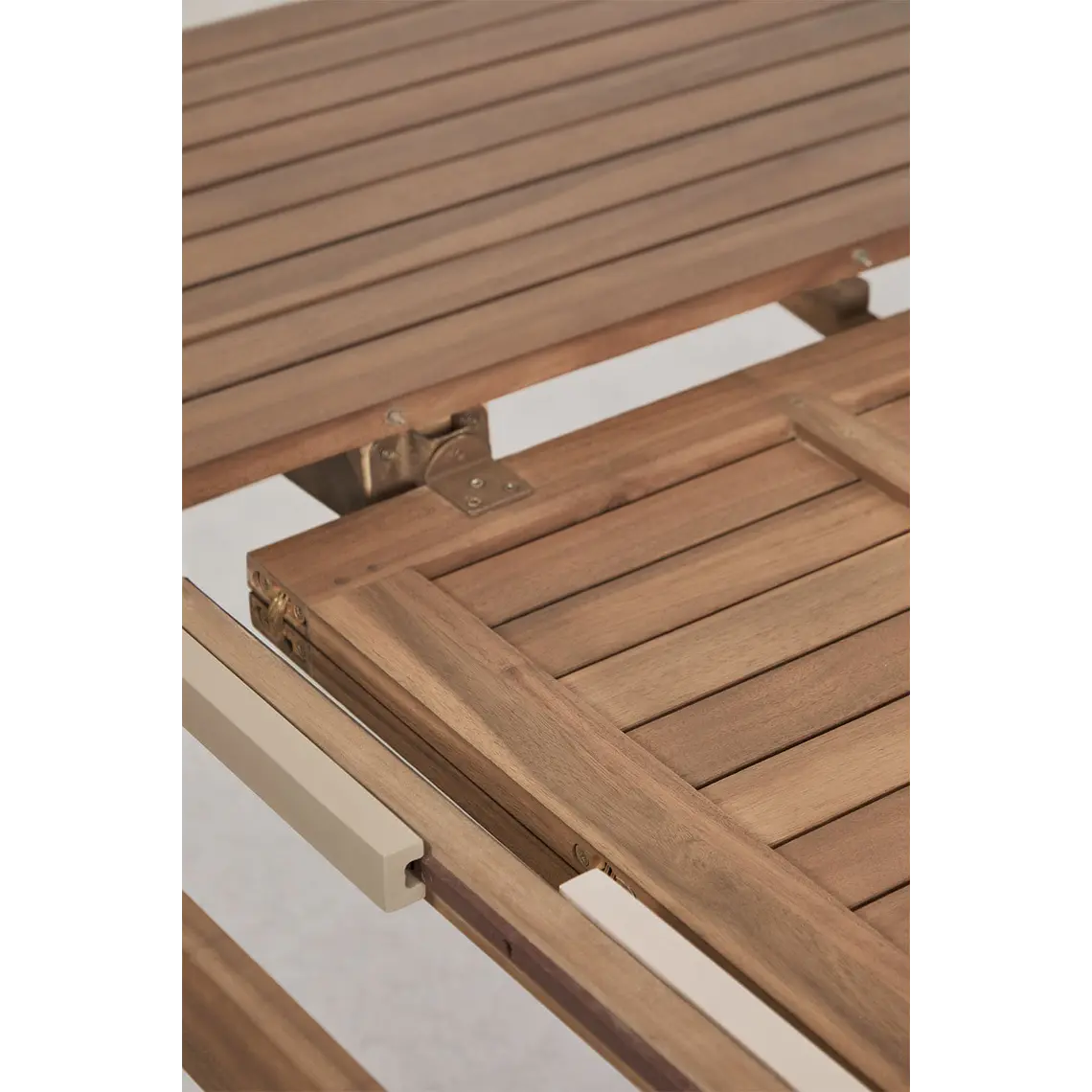 Mesa de jardín 100-160x100 cm extensible en madera de acacia Nereva 10