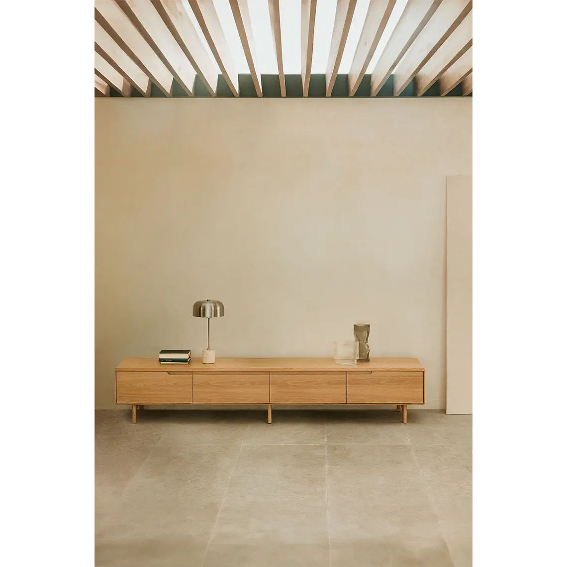 Irador · Mueble de TV en acabado madera 2