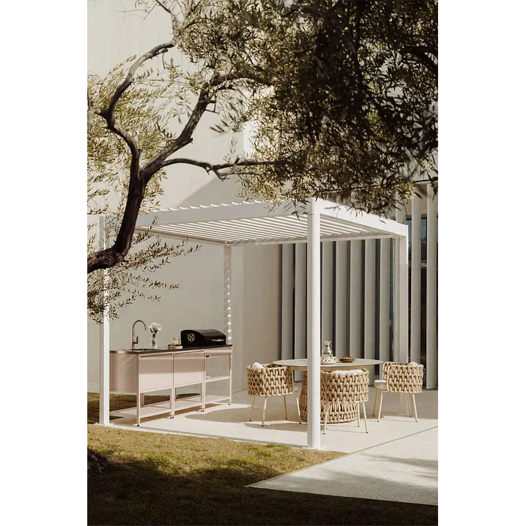 Pérgola bioclimática de aluminio con lamas Kelina 1