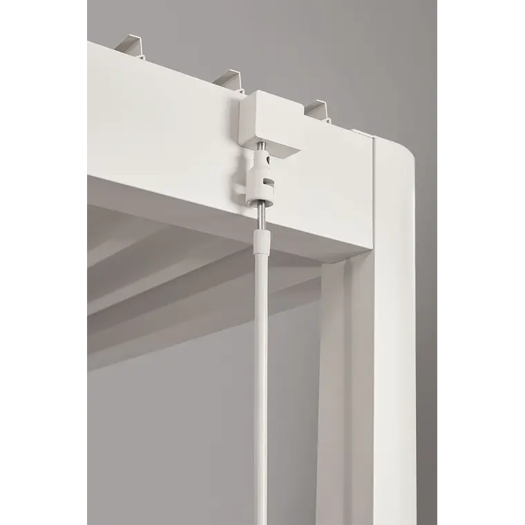 Pérgola bioclimática de aluminio con lamas Kelina 6