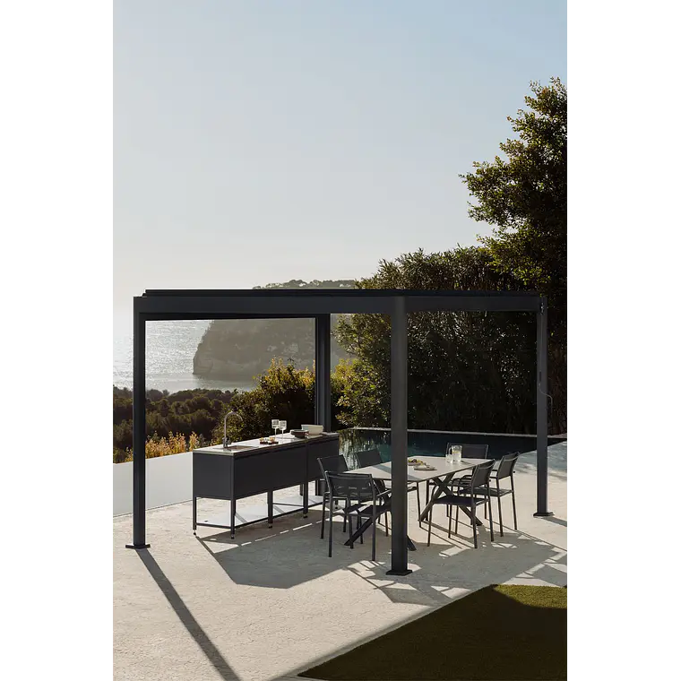 Pérgola bioclimática de aluminio con lamas Kelina 17