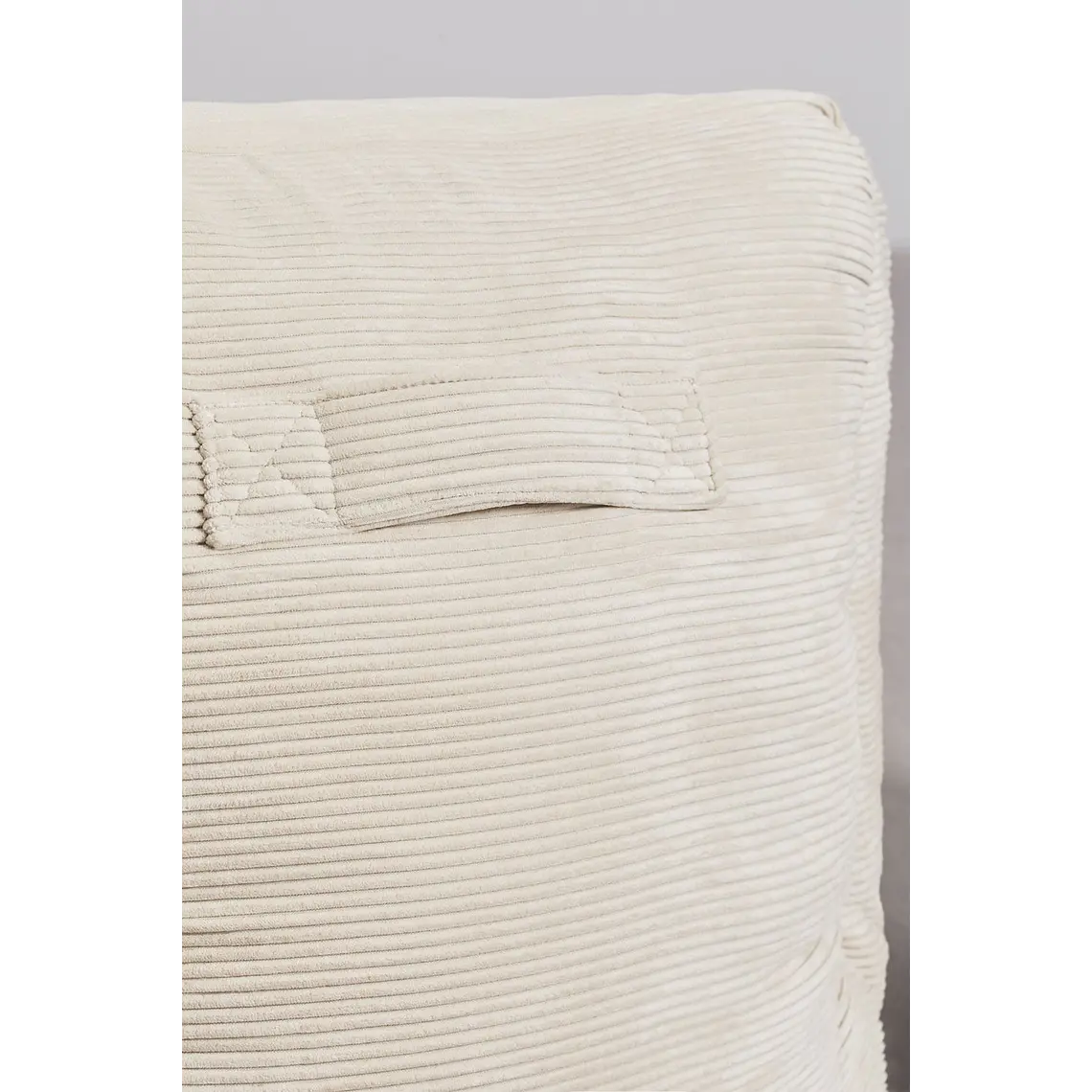 Puff sillón tapizado Brana 7