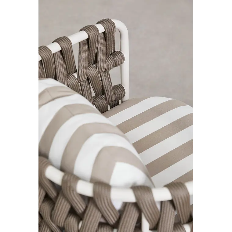 Set de mesa redonda Ø140 cm en cerámica y 6 sillas de jardín con reposabrazos en aluminio y cuerda trenzada Dunora 11