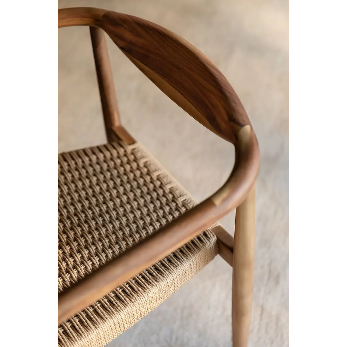 Silla de comedor Aelia en madera de acacia 3
