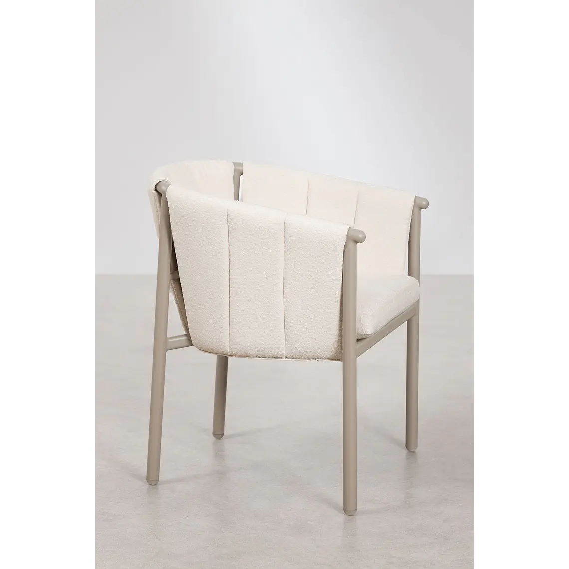 Silla de comedor Alvis en bouclé 2