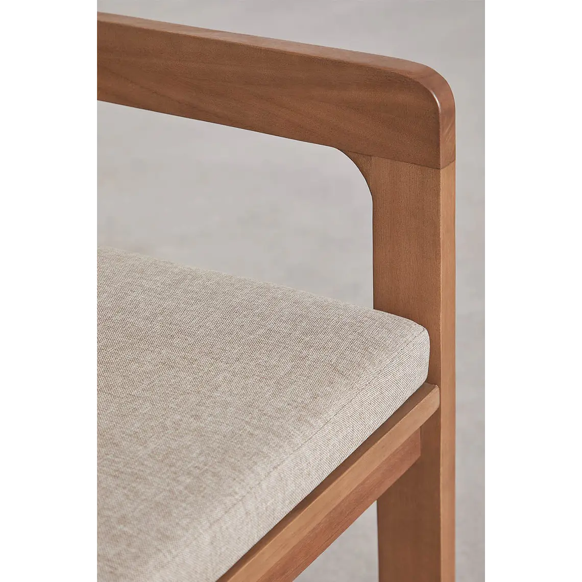 Silla de comedor Arien en madera 5