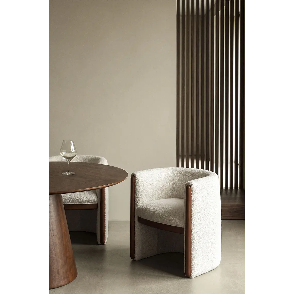 Silla de comedor Daeor en bouclé 1