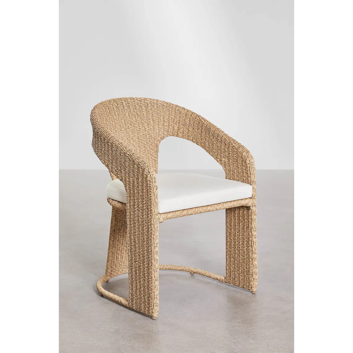 Silla de comedor Elaen en ratán 2