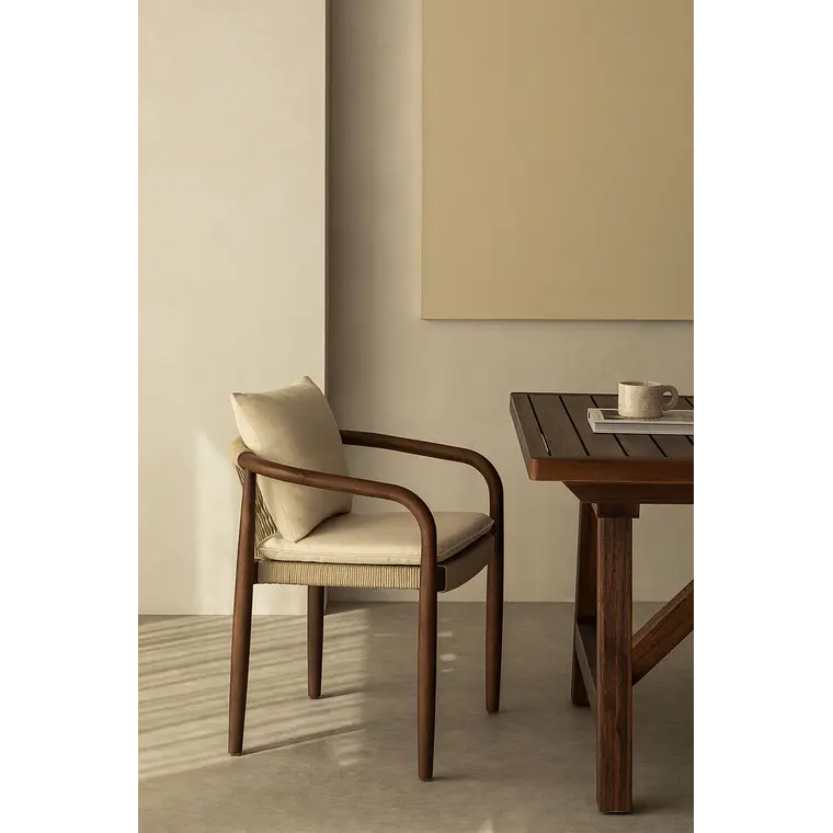 Silla de comedor Iveren en madera de acacia 2