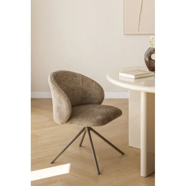 Silla de comedor Jaelena 11