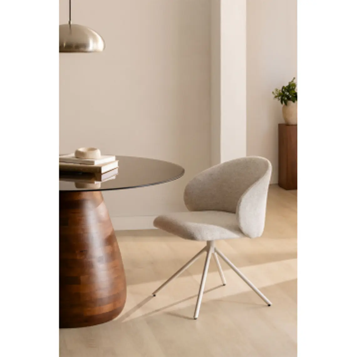 Silla de comedor Jaelena 13