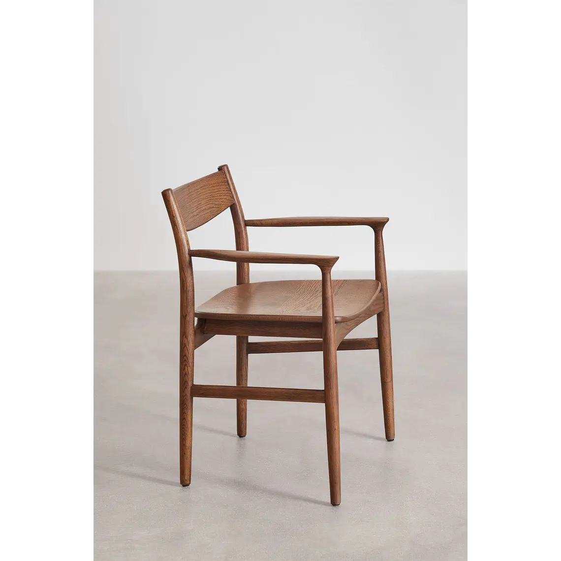 Silla de comedor Lioira en madera de roble 4