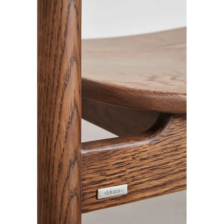 Silla de comedor Lioira en madera de roble 8