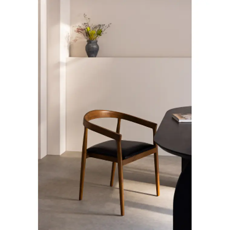 Silla de comedor Nivara en madera de teca 12