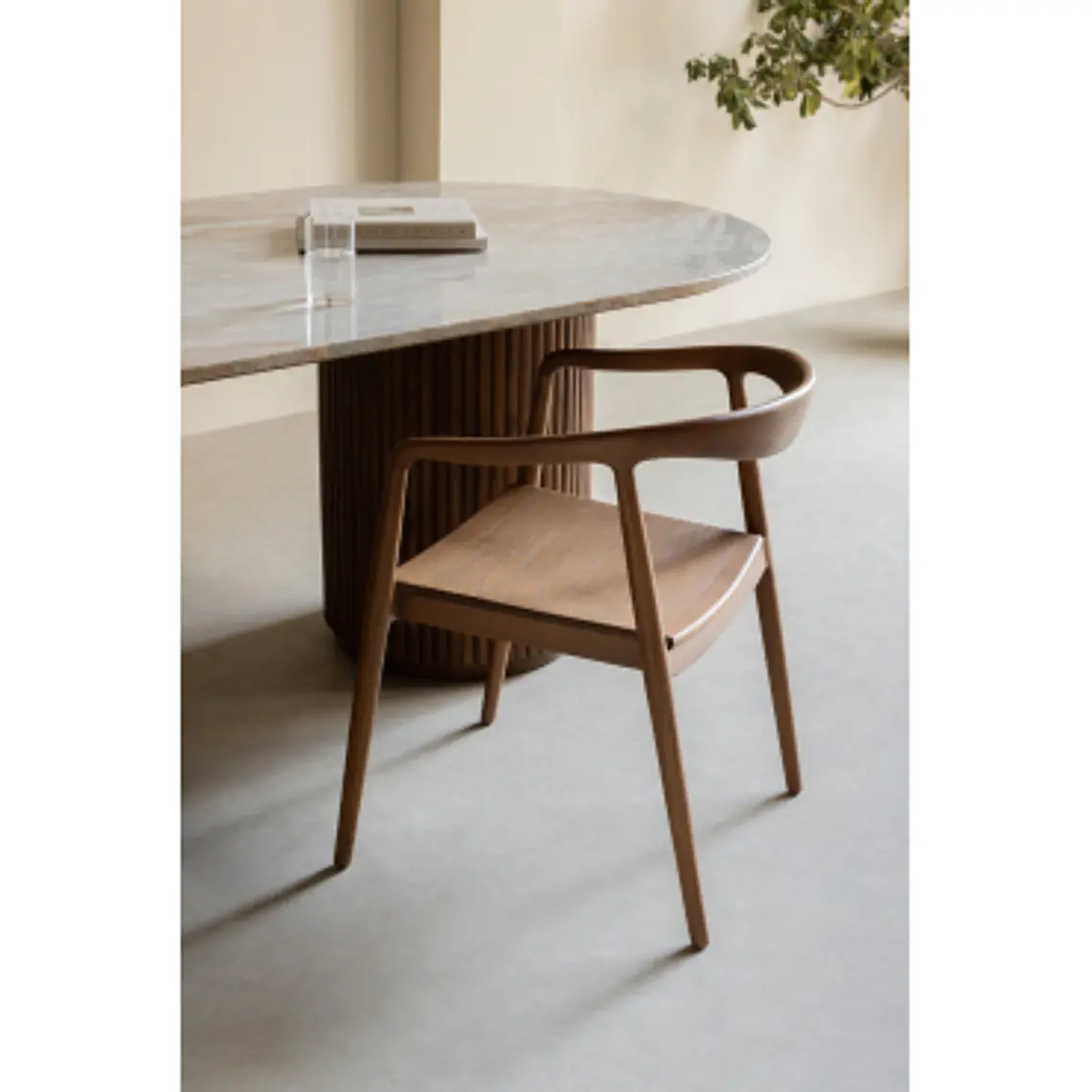 Silla de comedor Orelora en madera de teca 10