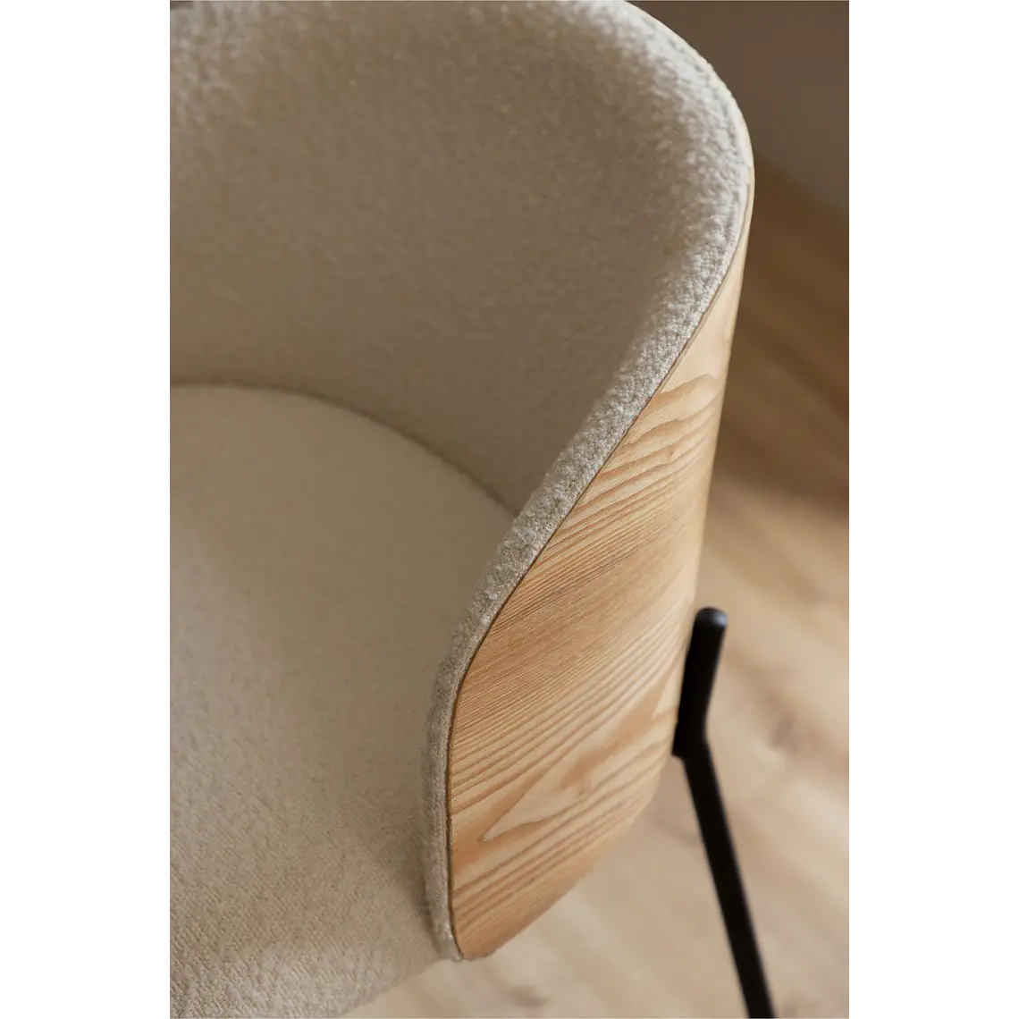 Silla de comedor Phaeia en madera 2
