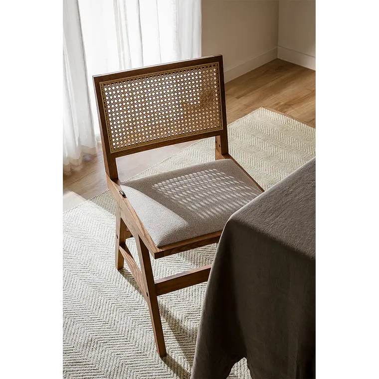 Silla de comedor Taelira en ratán 1