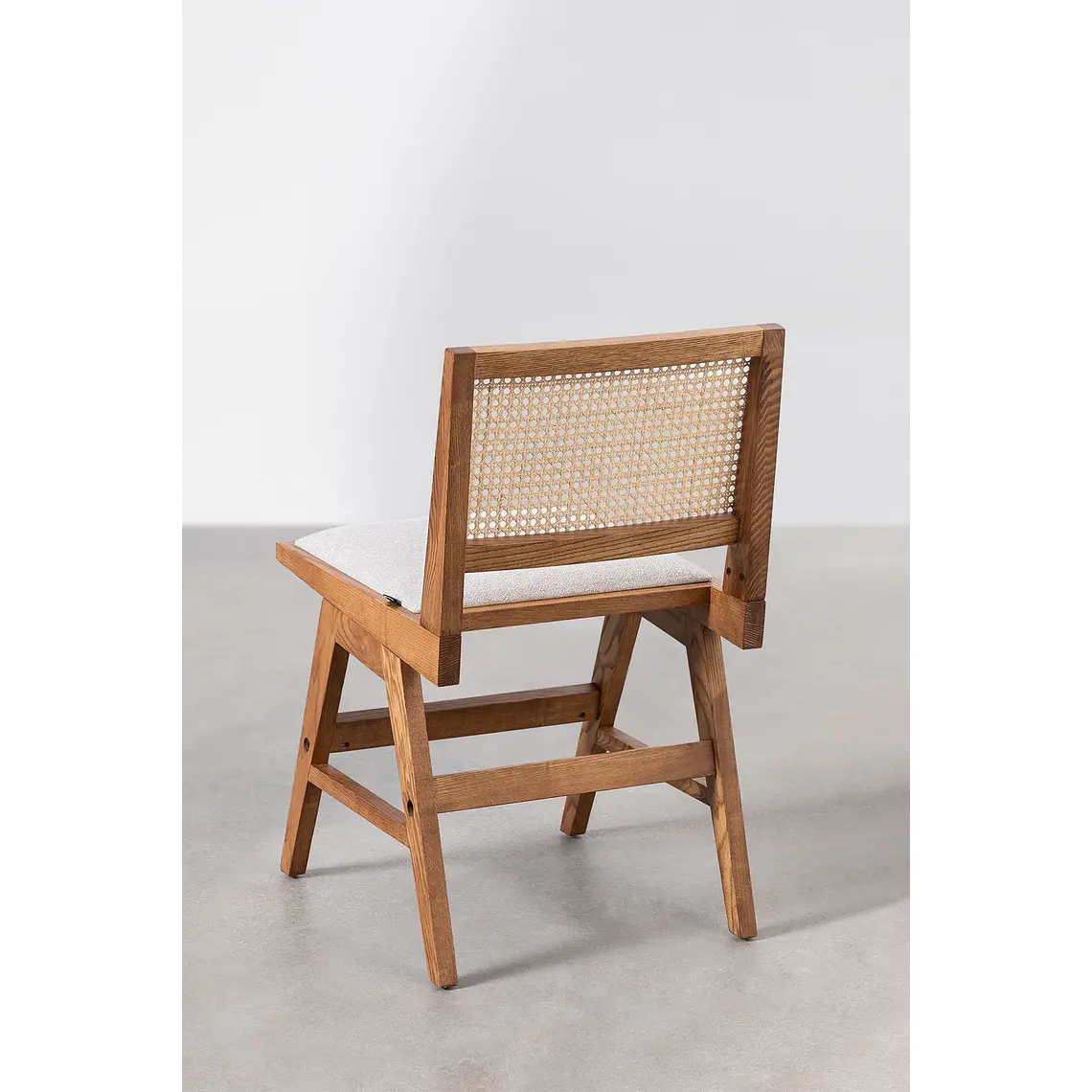Silla de comedor Taelira en ratán 5