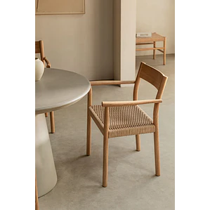 Silla de comedor Tiria en madera de roble