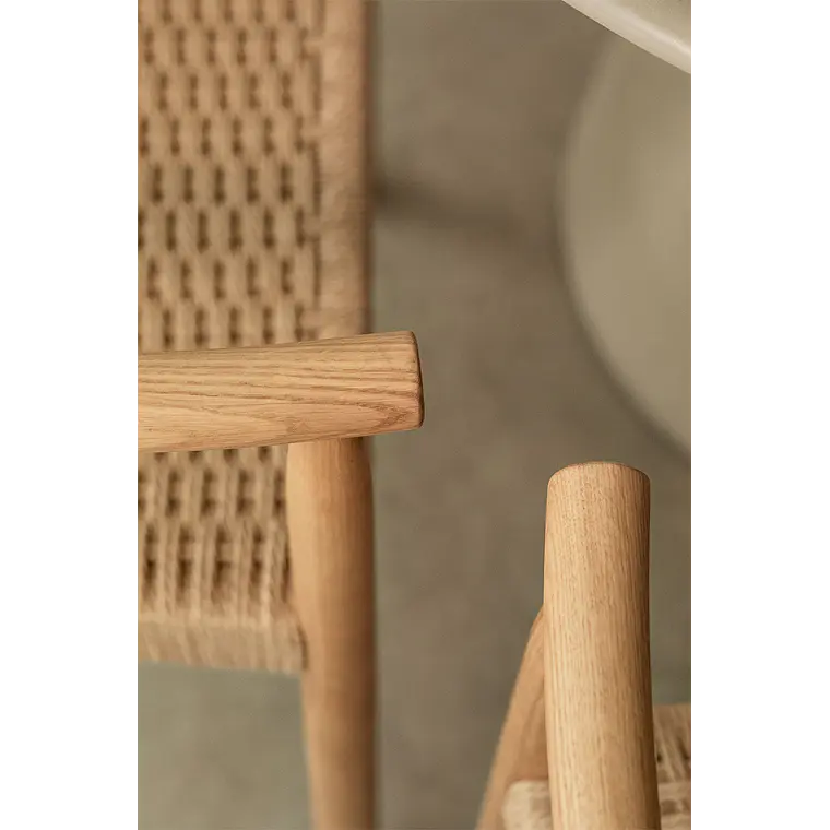 Silla de comedor Tiria en madera de roble 3