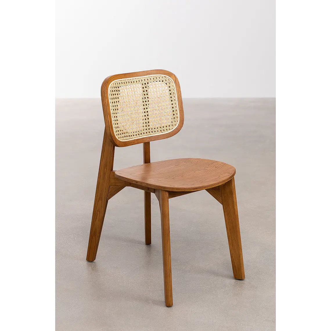 Silla de comedor Vaeleri en madera 3